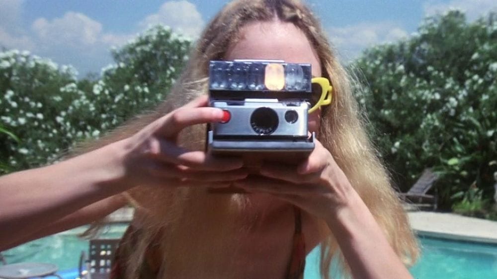 Boogie Nights - Heather Graham - Camera